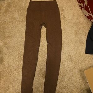 Alo Brown Ribbed Leggings